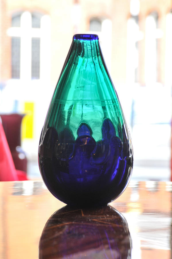 Two colours glass vase