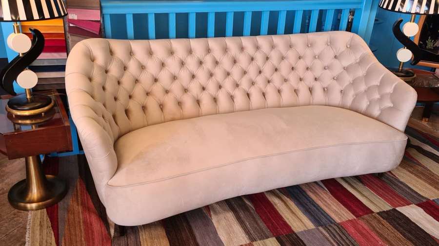 Ico Parisi "capitonné"  padded back sofa
